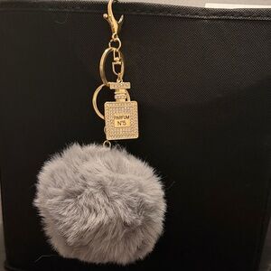 Gray Faux Fur Pom with Parfum N°5 Gold Keychain